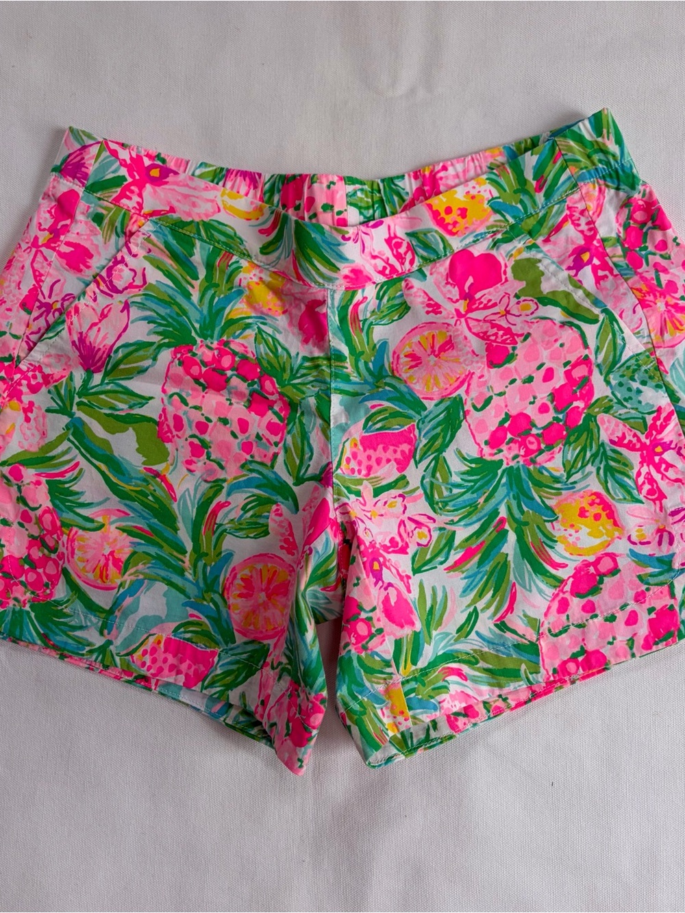 Lilly Pulitzer Pink Tropical Pineapple Print Shorts XXS Pink Green